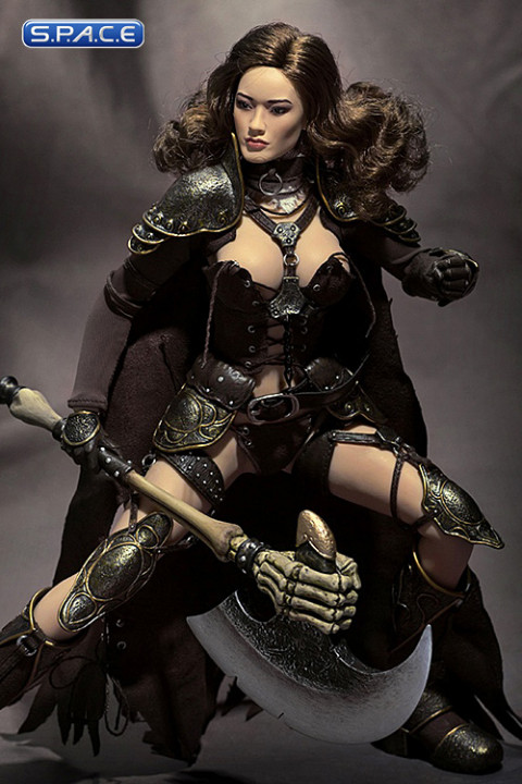 1/6 Scale Huntress