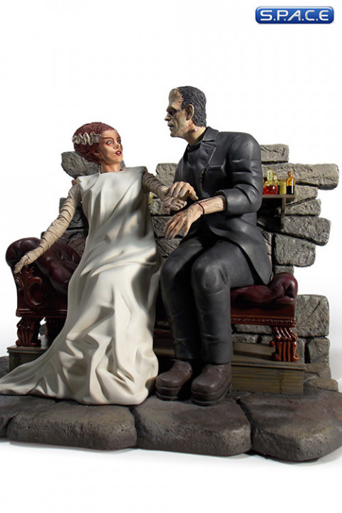 Bride of Frankenstein Statue (Universal Monsters)