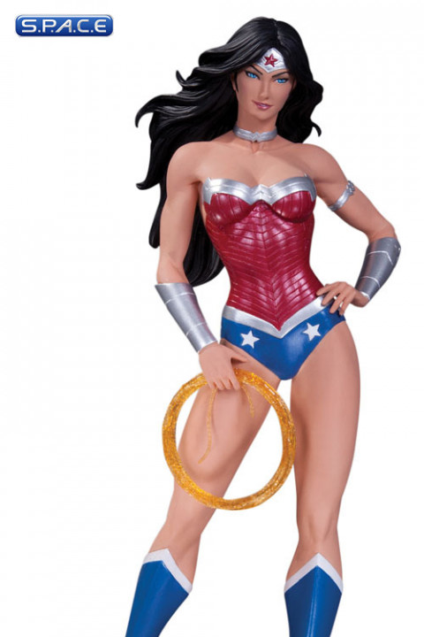 Wonder Woman Statue (Cover Girls of the DC Universe)