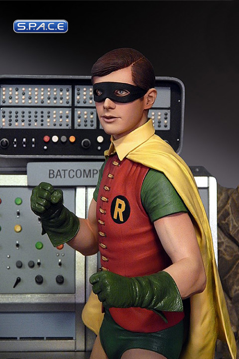 Robin The Boy Wonder Maquette Diorama (1966 Classic Batman)