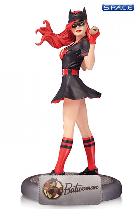 Batwoman Statue (DC Comics Bombshells)