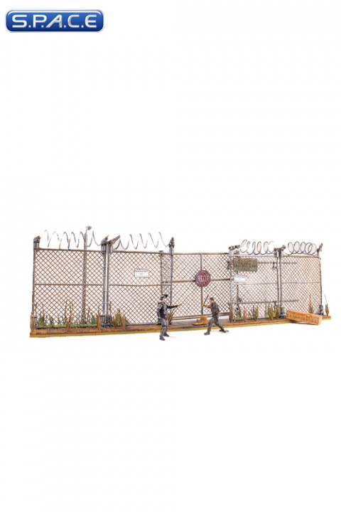 Prison Gate and Fence Building Set Walmart Exculsive (The Walking Dead)
