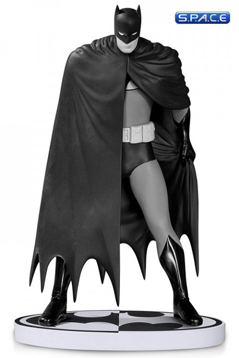 Batman Statue by David Mazzucchelli 2nd Edition (Batman Black and White)