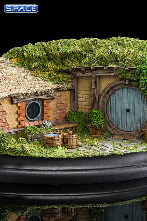 35 Bagshot Row Hobbit Hole (The Hobbit: An Unexpected Journey)