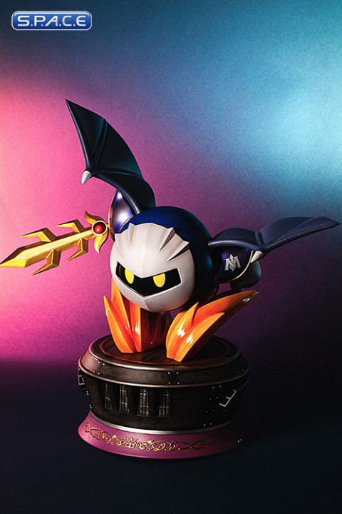 Meta Knight Statue (Kirby)