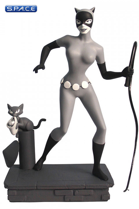 Catwoman Black & White Femme Fatales Statue (Batman: The Animated Series)