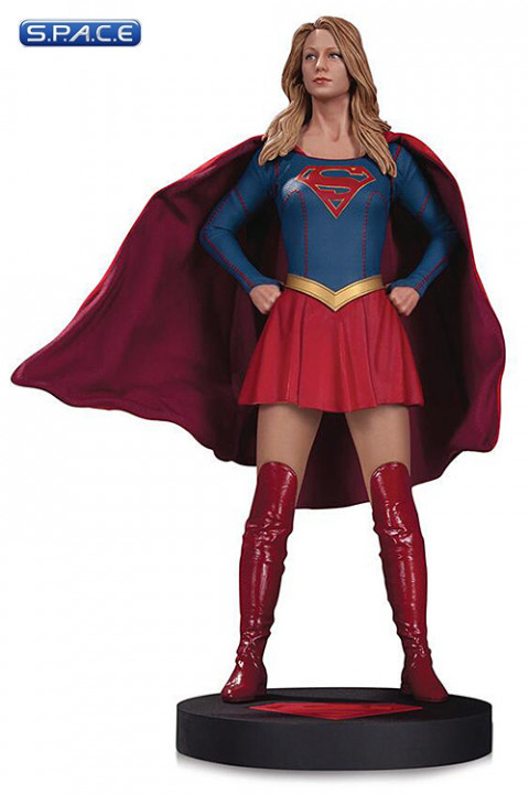 Supergirl Statue (Supergirl)