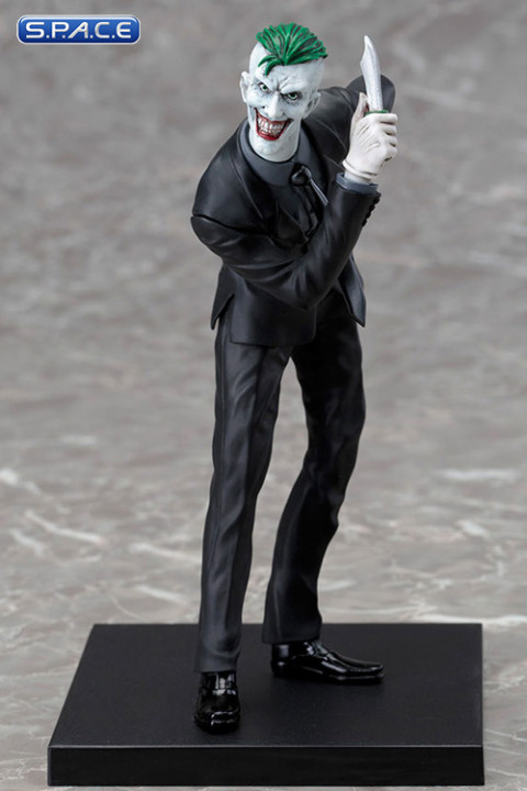 1/10 Scale Joker The New 52 ARTFX+ Statue (DC Comics)