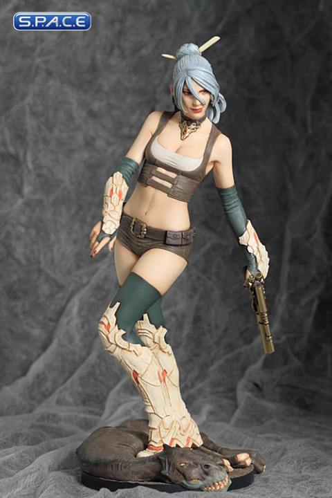 Winanna The Hunter Statue by Shin Tanabe (Fantasy Figure Gallery)