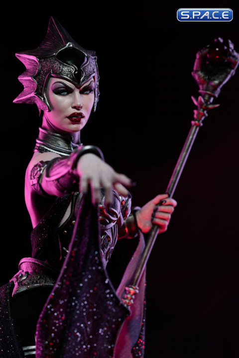 Evil-Lyn Statue (Masters of the Universe)