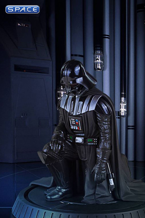 1/8 Scale Darth Vader Collectors Gallery Statue (Star Wars)