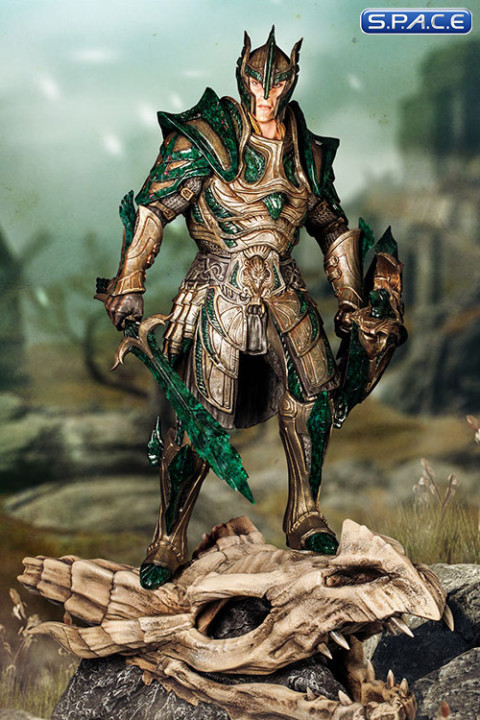 Glass Armor Statue (The Elder Scrolls V: Skyrim)