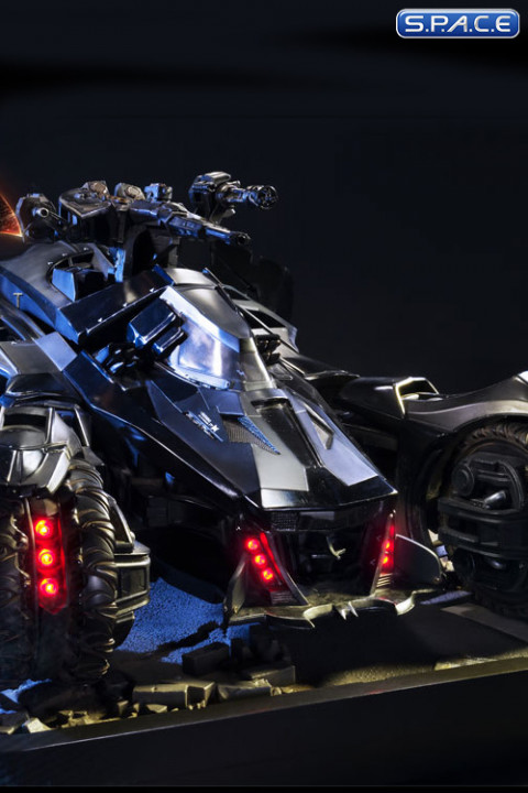 1/10 Scale Batmobile Diorama (Batman: Arkham Knight)