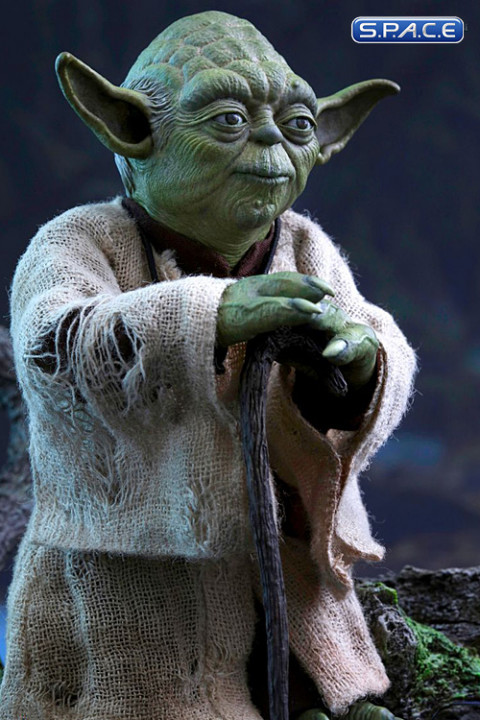 1/6 Scale Yoda Movie Masterpiece MMS369 (Star Wars - Episode V)