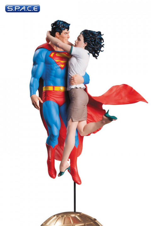 Superman & Lois Lane Designer Statue by Tim Bruckner (DC Comics)