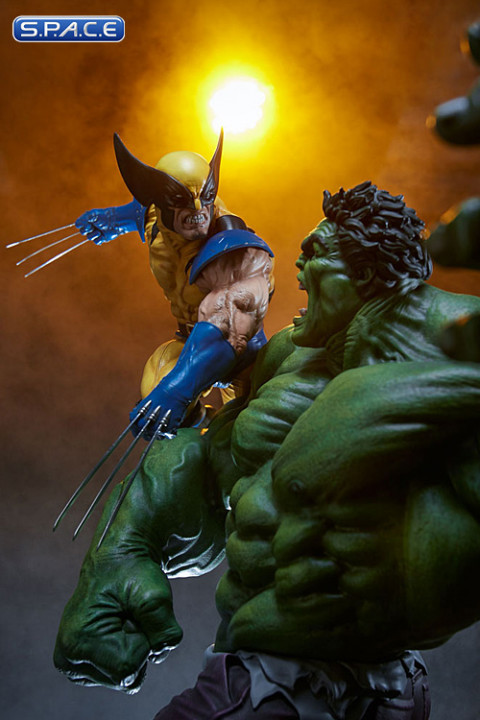 Hulk vs. Wolverine Maquette (Marvel)