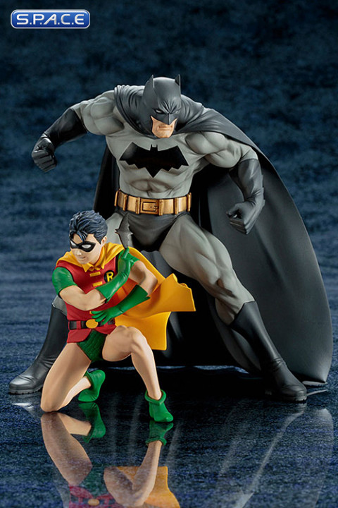 1/10 Scale Batman & Robin ARTFX+ Statues 2-Pack (DC Comics)