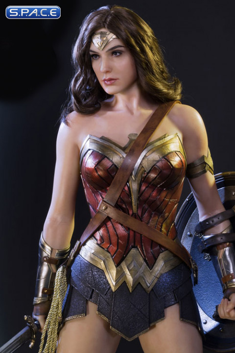 1/2 Scale Wonder Woman HD Museum MasterlineStatue (Batman v. Superman: DOJ)