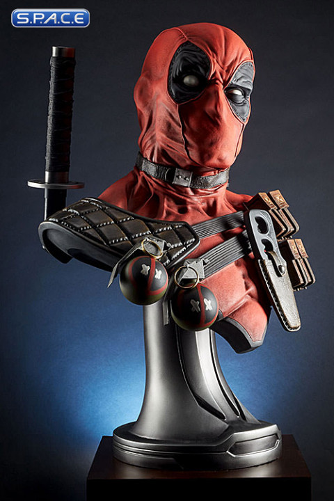 1:1 Deadpool Life-Size Bust (Marvel)