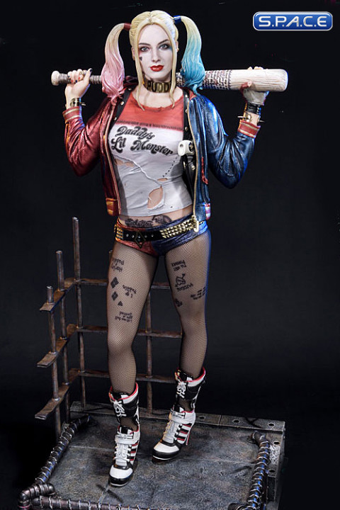 1/3 Scale Harley Quinn Museum Masterline Statue (Suicide Squad)
