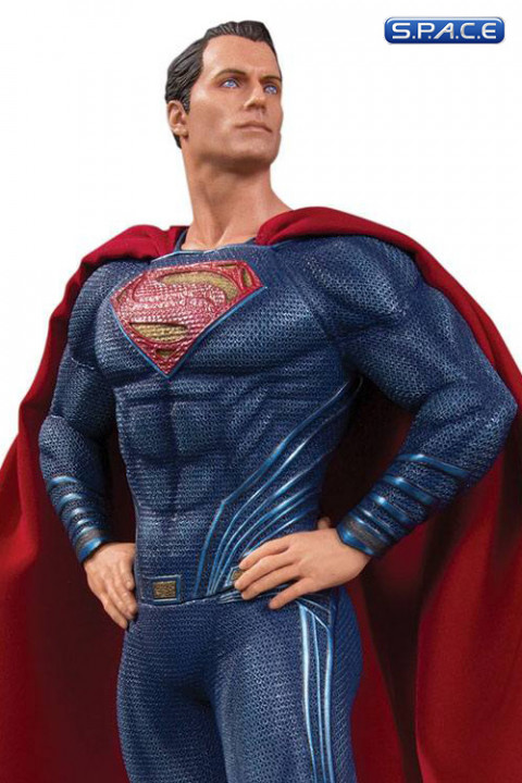Superman Statue (Justice League)