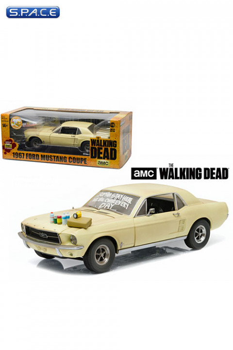 1:18 Scale 1967 Ford Mustang Coupe Sophia Message Car (The Walking Dead)