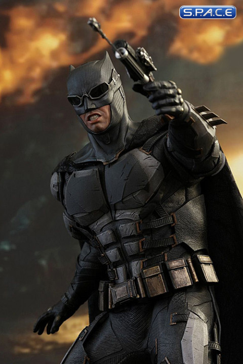 1/6 Scale Batman Tactical Batsuit Movie Masterpiece MMS432 (Justice League)