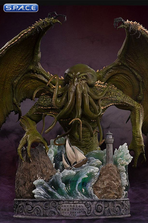 Cthulhu Statue (H.P. Lovecrafts Museum of Madness)