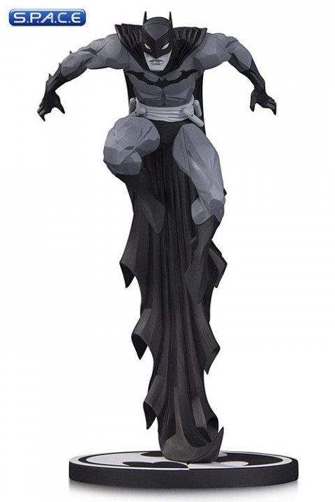 Batman Statue by Jonathan Matthews (Batman Black & White)