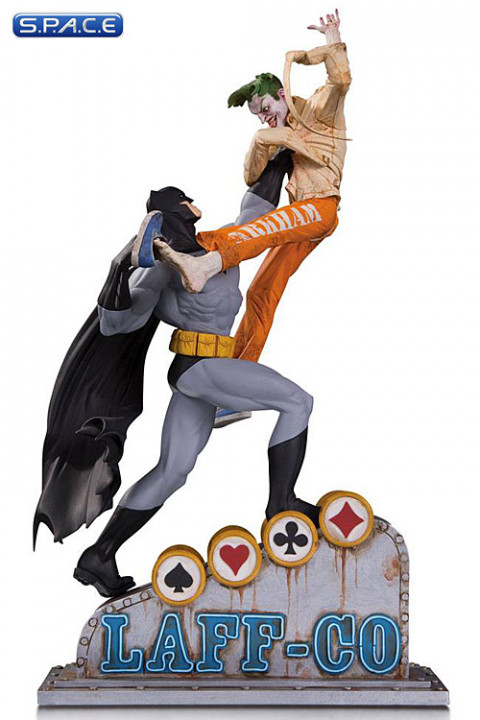 Batman vs. The Joker Laff-Co Battle Statue (DC Comics)