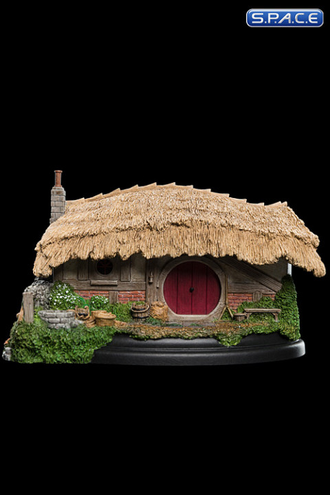 Farmer Maggots Hobbit Hole (Lord of the Rings)