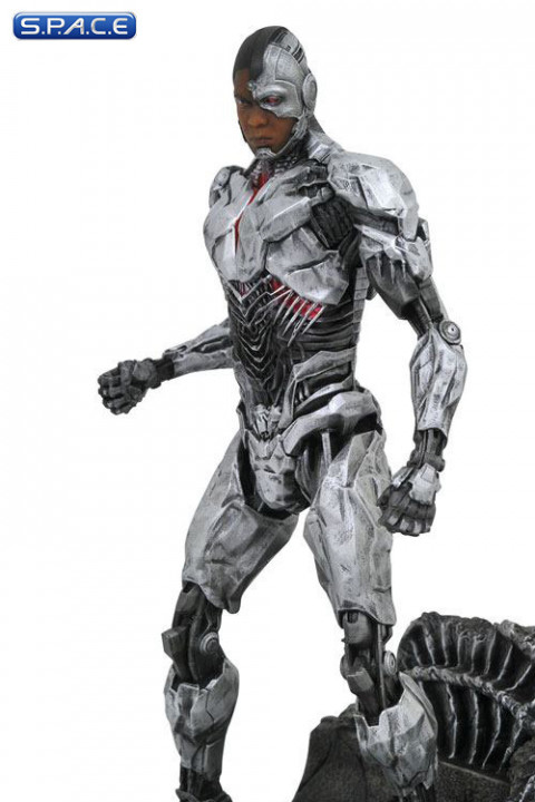 Cyborg from Justice League PVC Statue (DC Gallery)