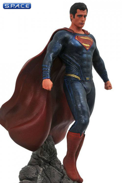 Superman from Justice League PVC Statue (DC Gallery)