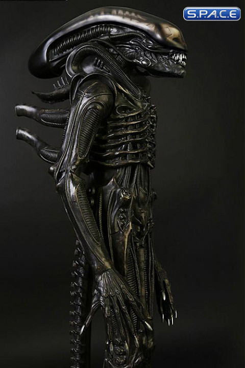 1/3 Scale Gigers Alien Statue (Alien)