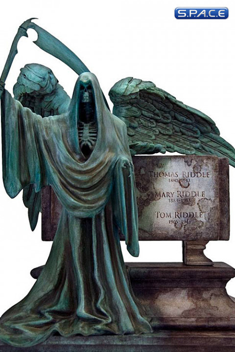 Riddle Family Grave Statue (Harry Potter)