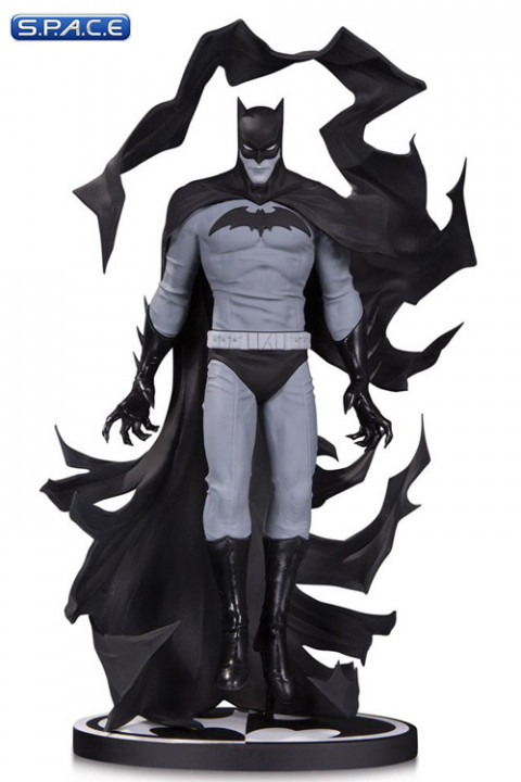 Batman Statue by Becky Cloonan (Batman Black and White)