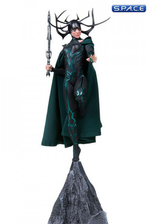 1/10 Scale Hela Battle Diorama Statue (Thor: Ragnarok)