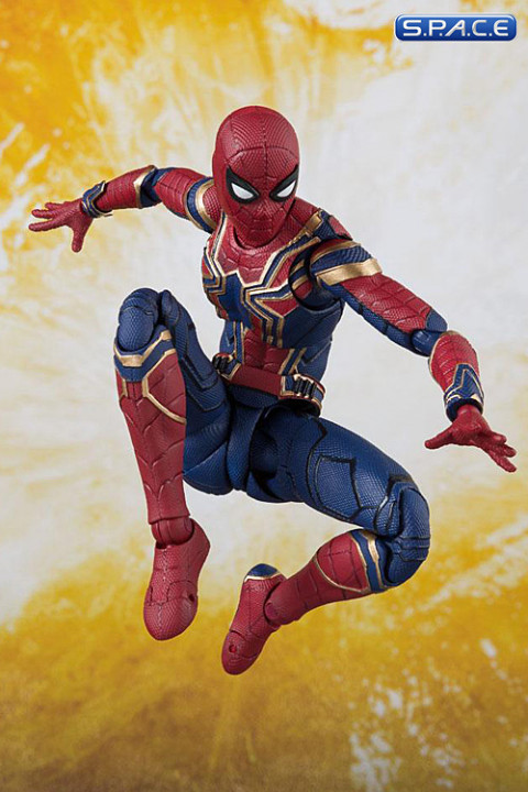 S.H.Figuarts Iron Spider with Tamashii Stage (Avengers: Infinity War)