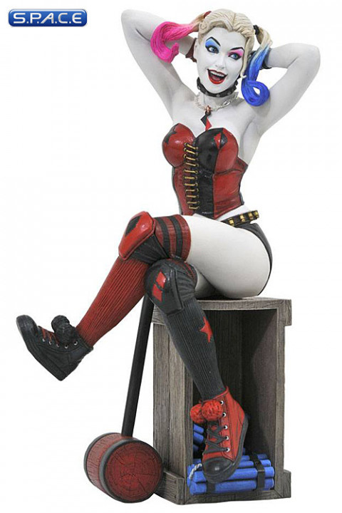 Harley Quinn from Suicide Squad PVC Statue (DC Comics Gallery)