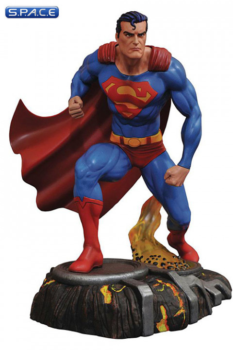 Superman DC Gallery PVC Statue (DC Comics)