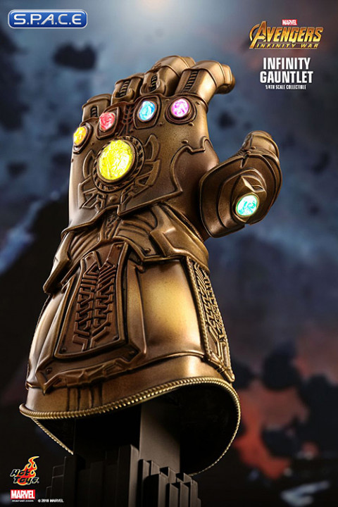 1/4 Scale Infinity Gauntlet Replica (Avengers: Infinity War)