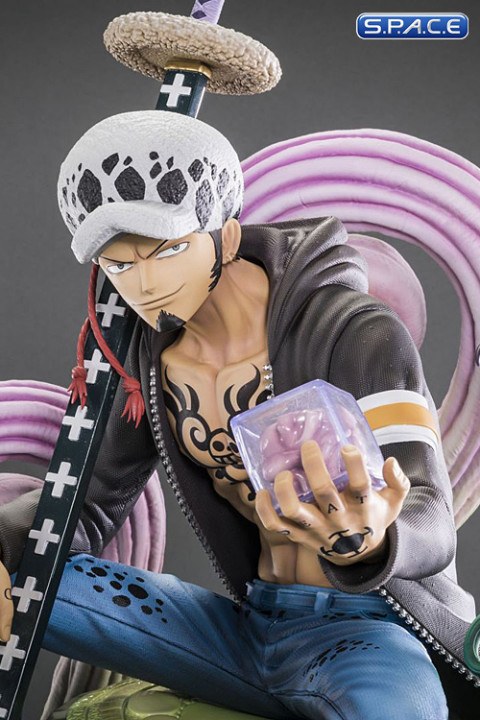 Trafalgar D. Water Law HQS+ Statue (One Piece)