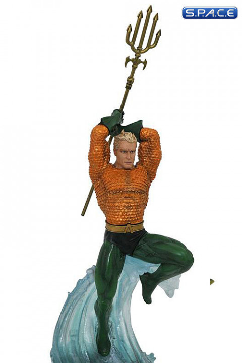 Aquaman PVC Statue (DC Gallery)