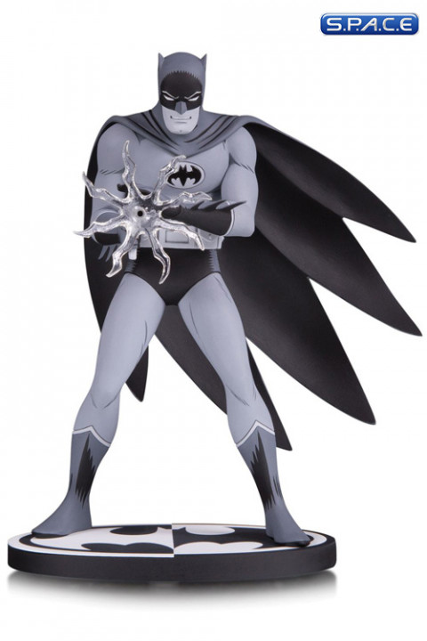 Batman Statue by Jiro Kuwata (Batman Black and White)