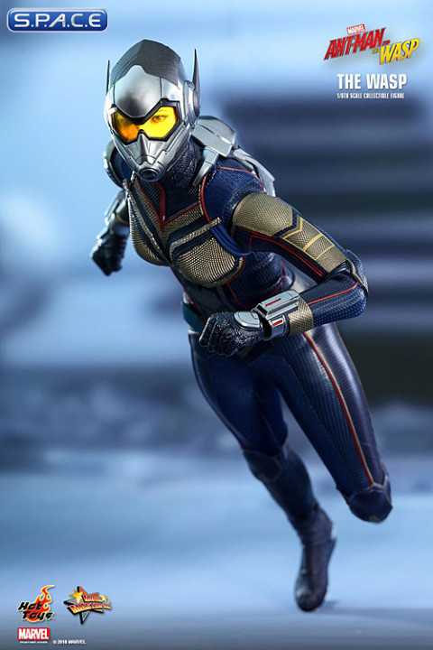 Hot Toys 1:6 The Wasp Actionfigur – Ant-Man And The Wasp, Mit LED-Helm & Beweglichen Flügeln