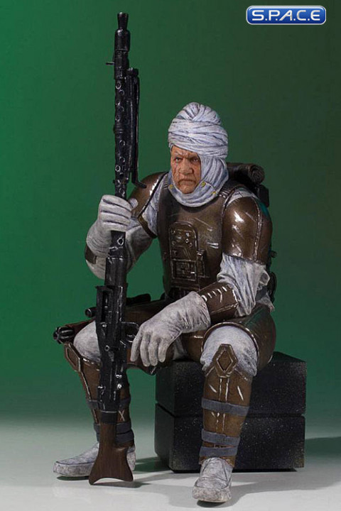 1/8 Scale Dengar Collectors Gallery Statue (Star Wars)