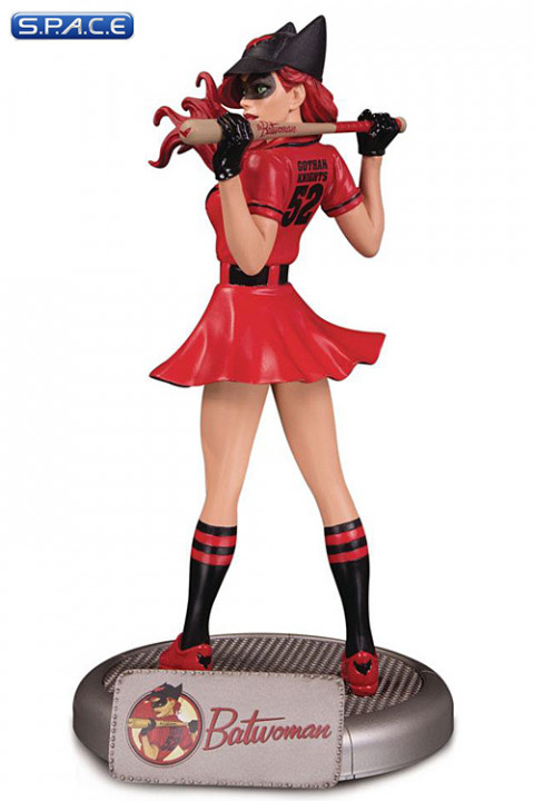 Batwoman Away Uniform Variant Statue (DC Comics Bombshells)