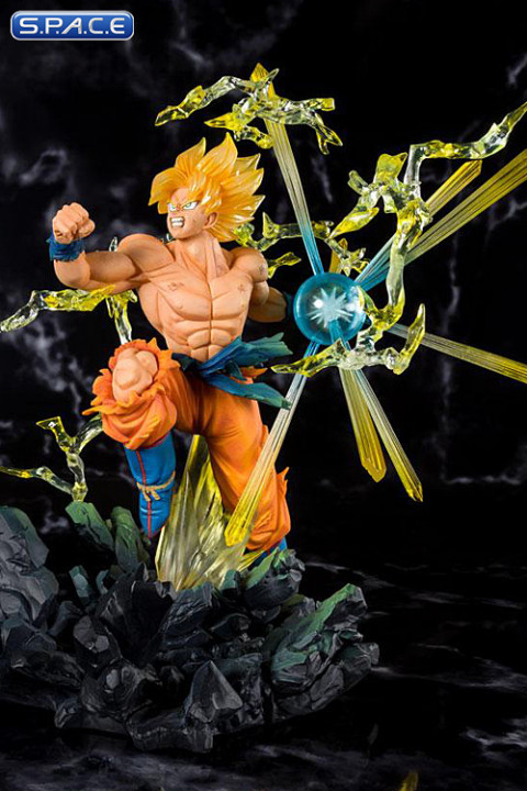 FiguartsZERO Super Saiyan Son Goku PVC Statue (Dragon Ball Z)