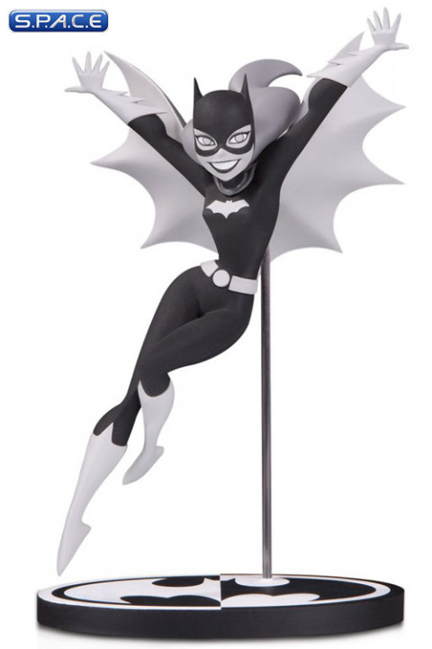 Batgirl Statue by Bruce Timm (Batman Black and White)