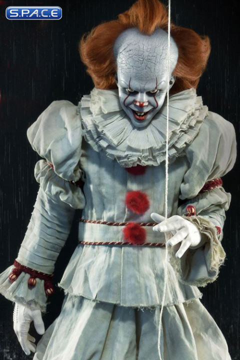 1/2 Scale 2017 Pennywise HD Museum Masterline Statue (Stephen Kings It)